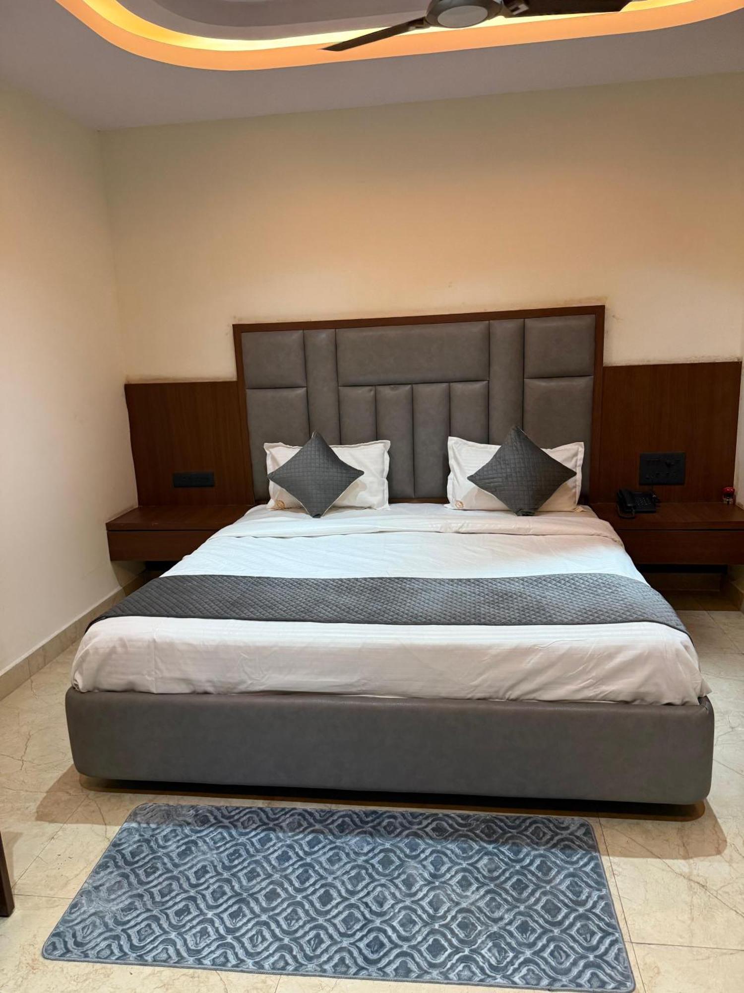 فندق Agarwal'S Residency فيساخاباتنام المظهر الخارجي الصورة